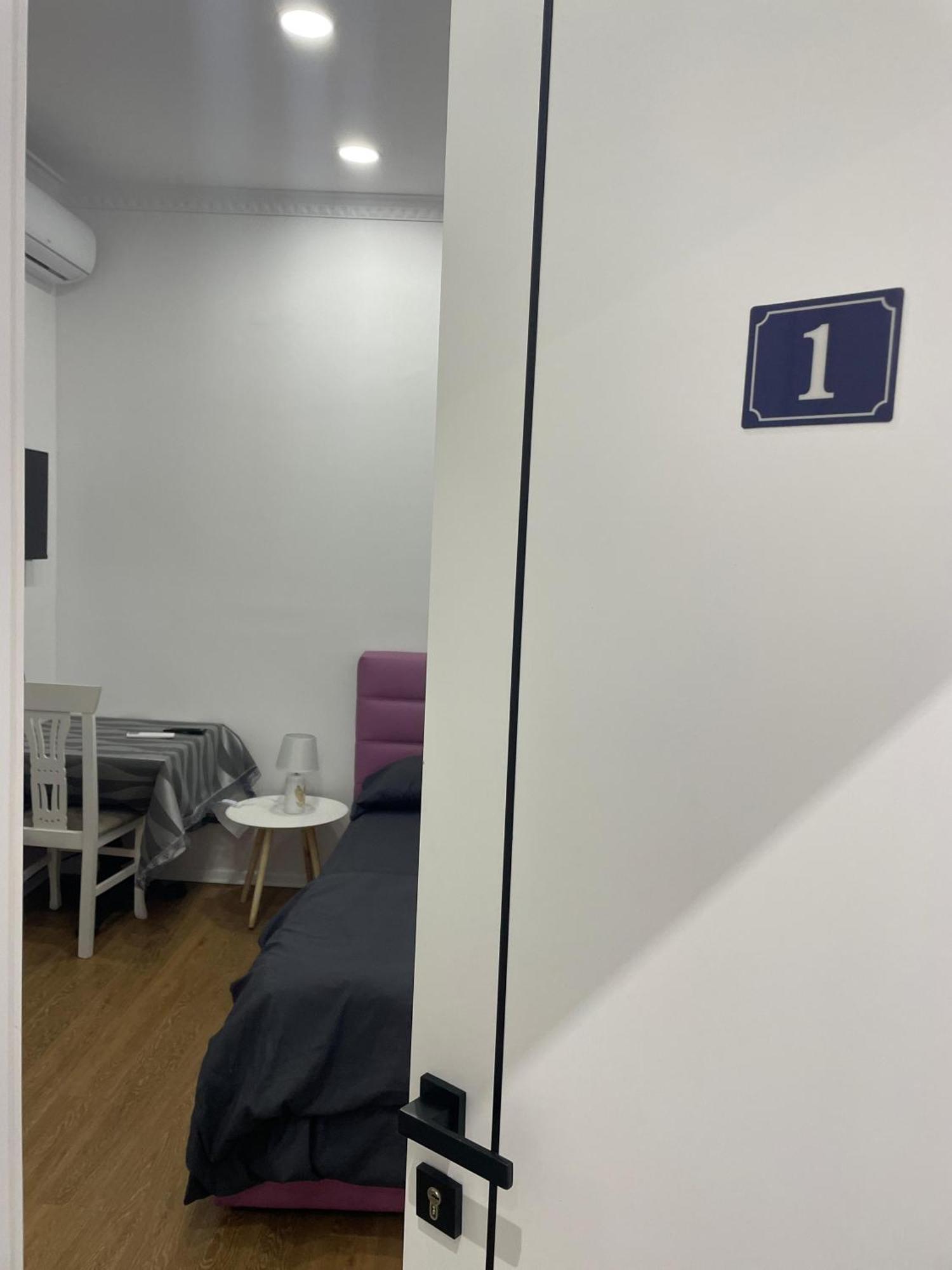 Suite Dolce Vita Tirana Esterno foto