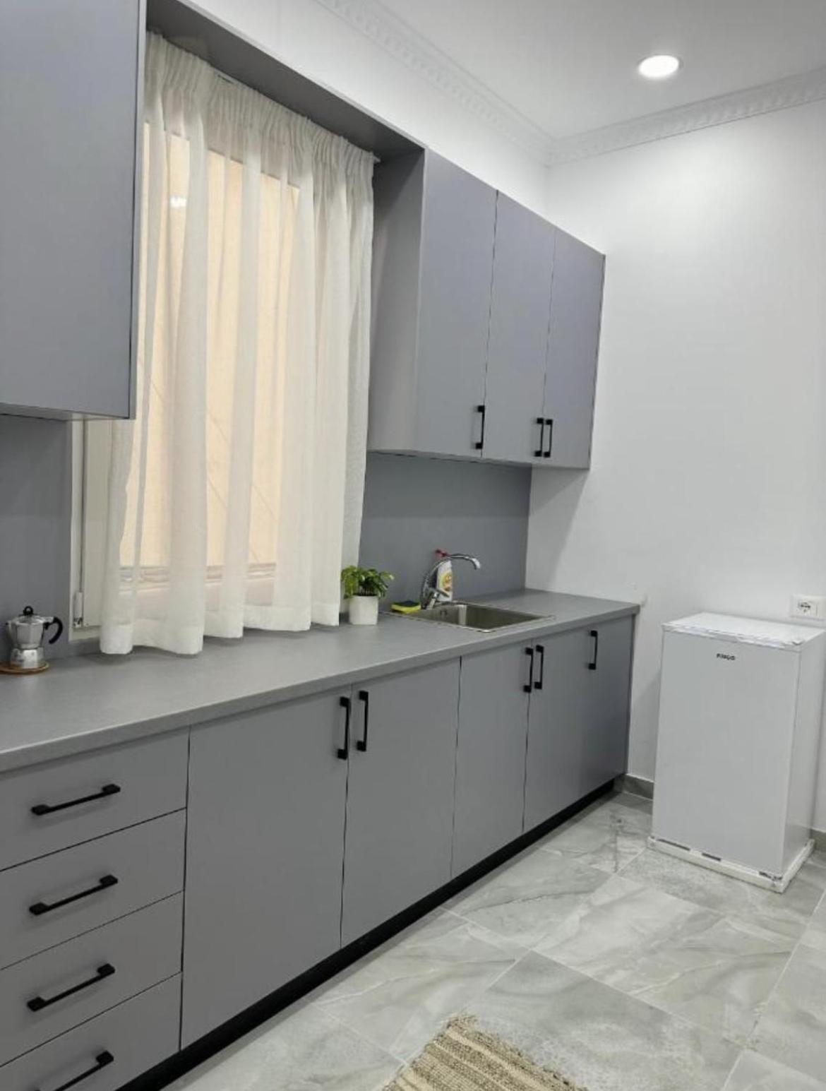 Suite Dolce Vita Tirana Esterno foto