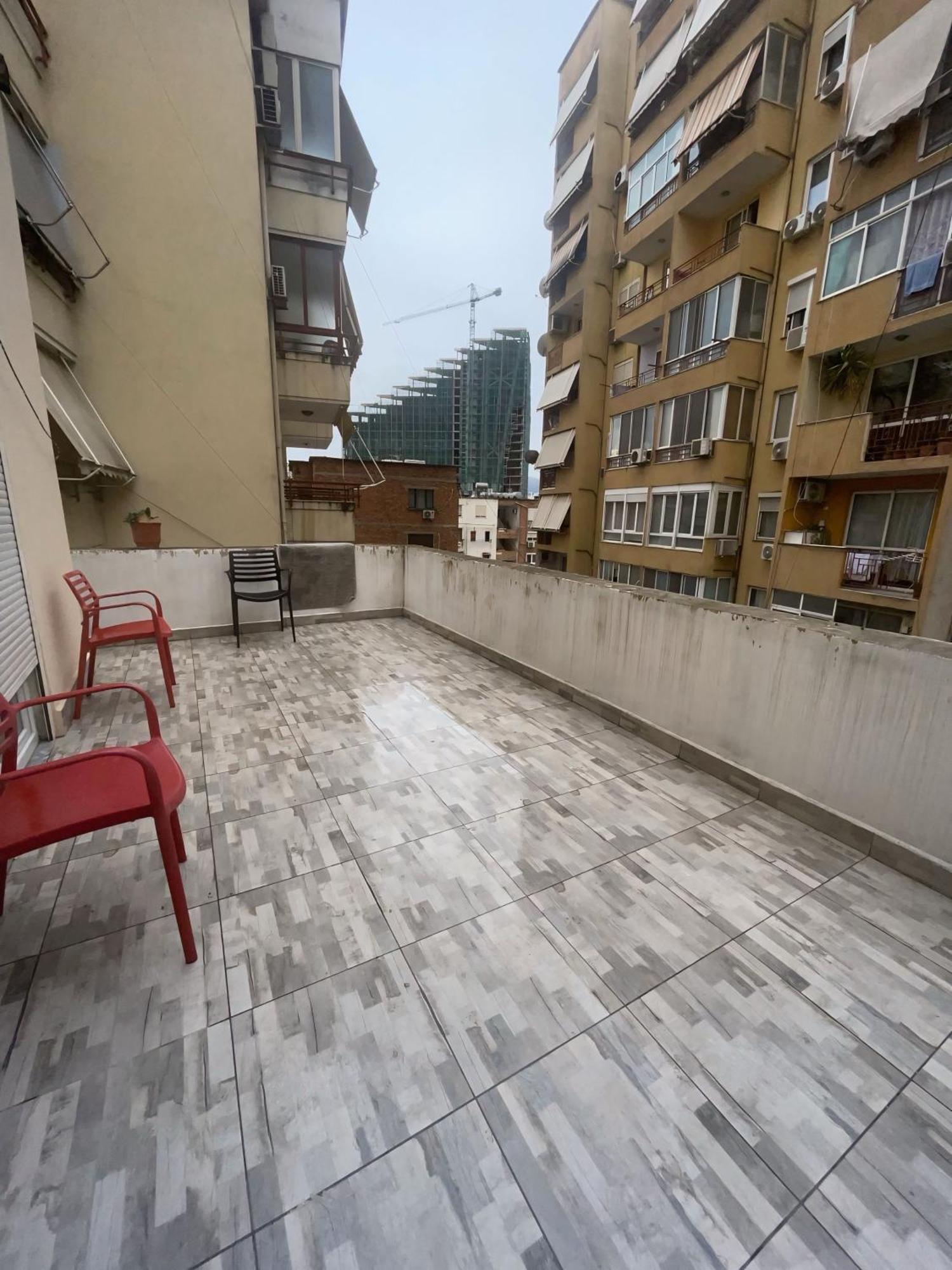 Suite Dolce Vita Tirana Esterno foto